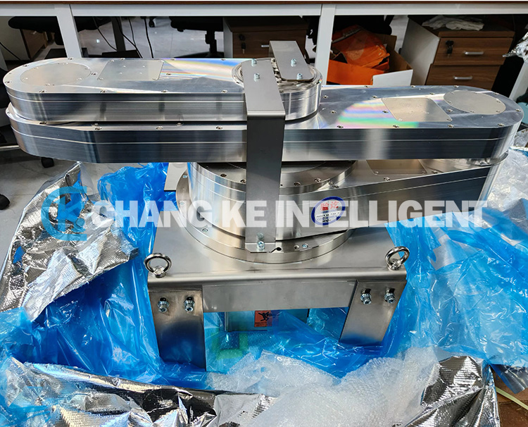 Nidec Sankyo single arm handling robot SR8658-0001